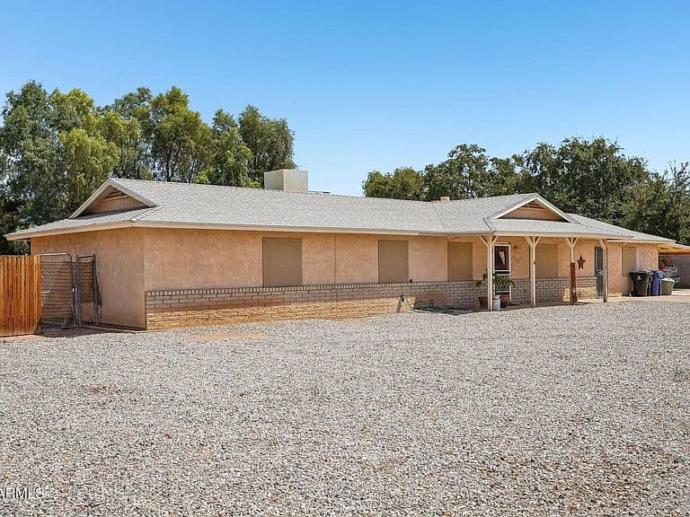 10520 W MULBERRY Drive photo 4