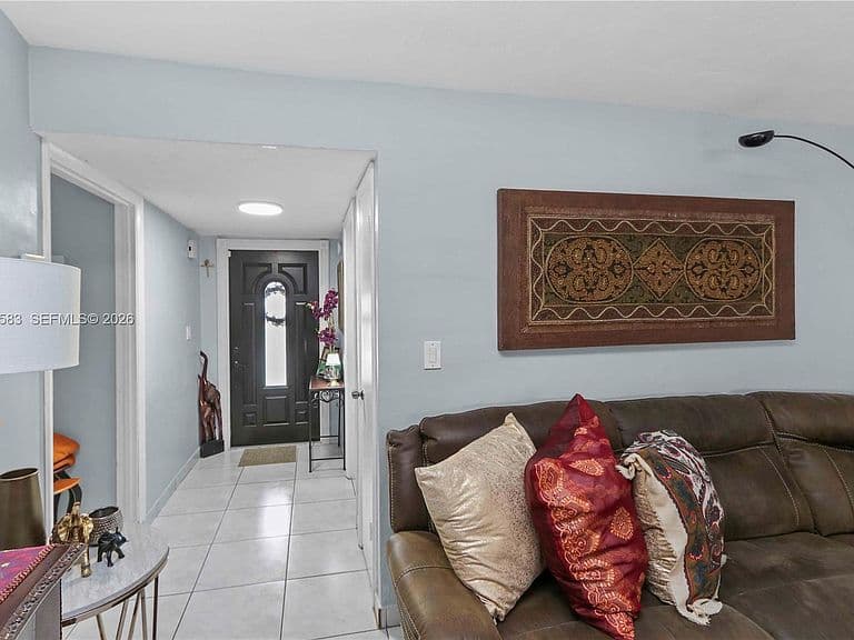 12316 SW 119th Ln photo 5