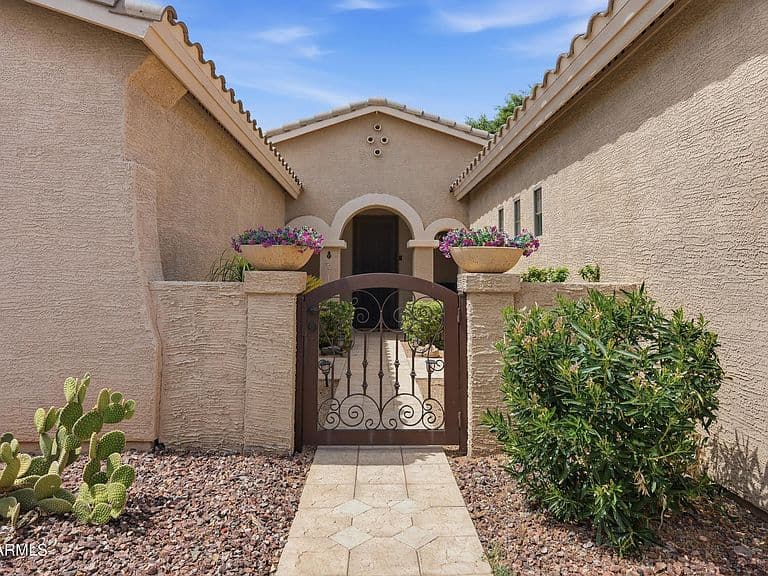 42809 W WHISPERING WIND Lane photo 2
