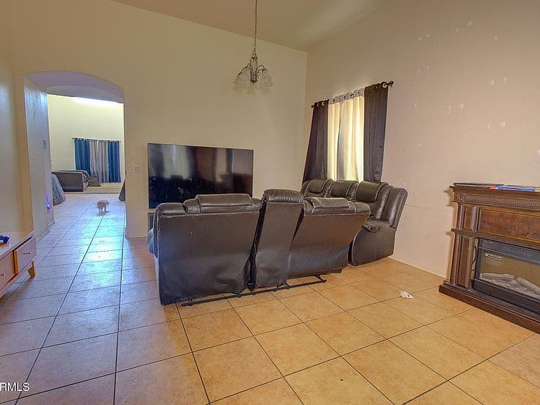 46142 W RAINBOW Drive photo 3