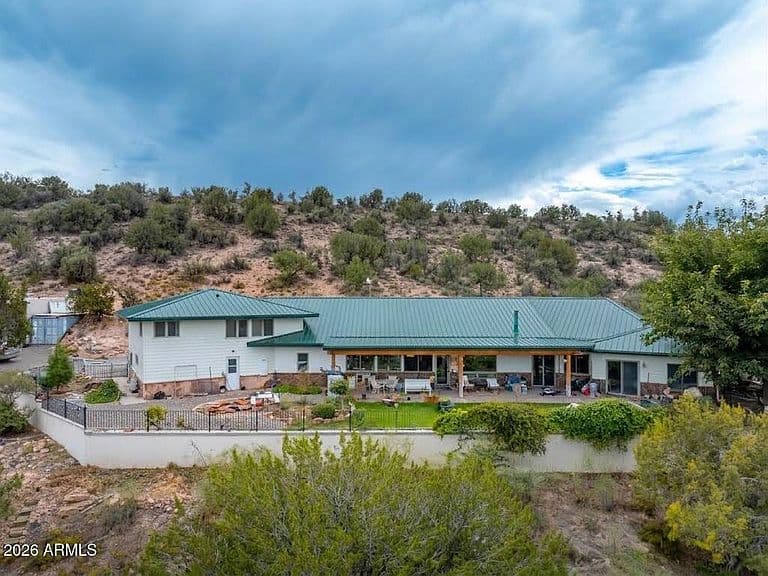 3335 E KEARNEY Trail photo 1
