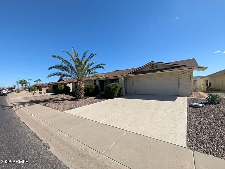 12415 W FLAGSTONE Drive photo 1