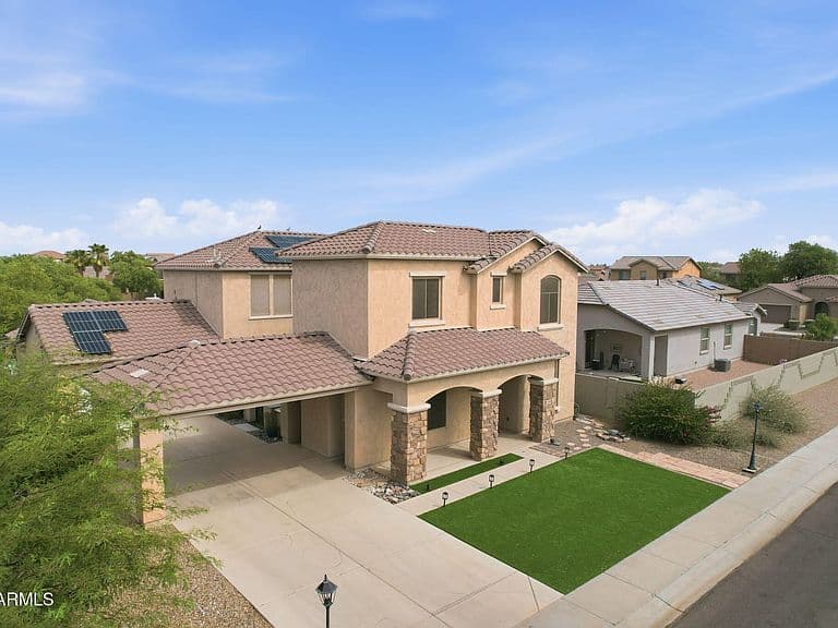 2468 N CASA GRANDE Avenue photo 2