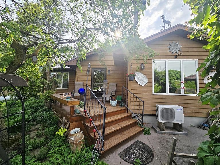 20387 471st Ave photo 1