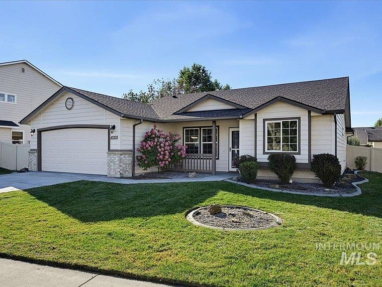 10335 W Wyatt Earp Dr photo 1