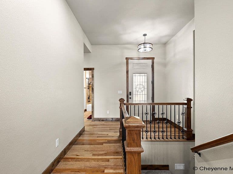 5825 Indigo Dr photo 4