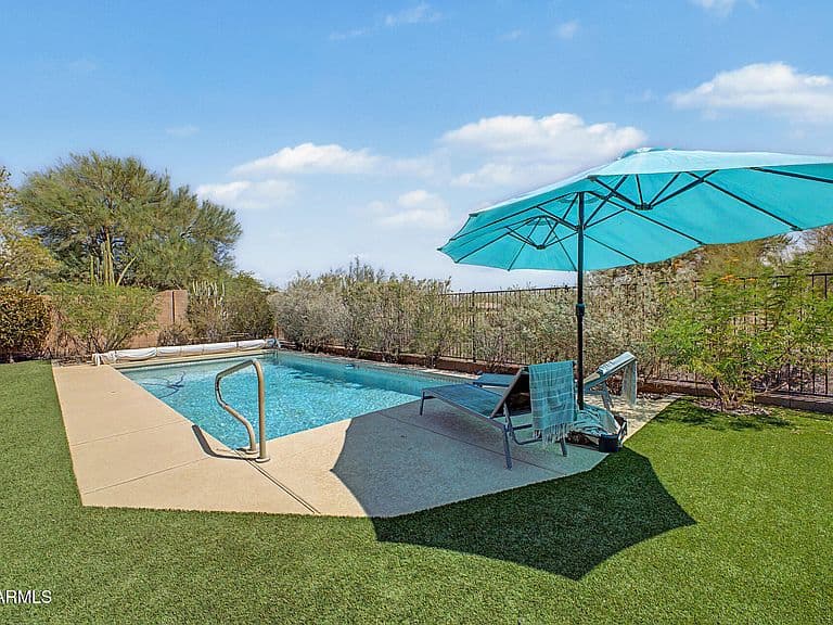 41701 N GOLF CREST Road photo 1