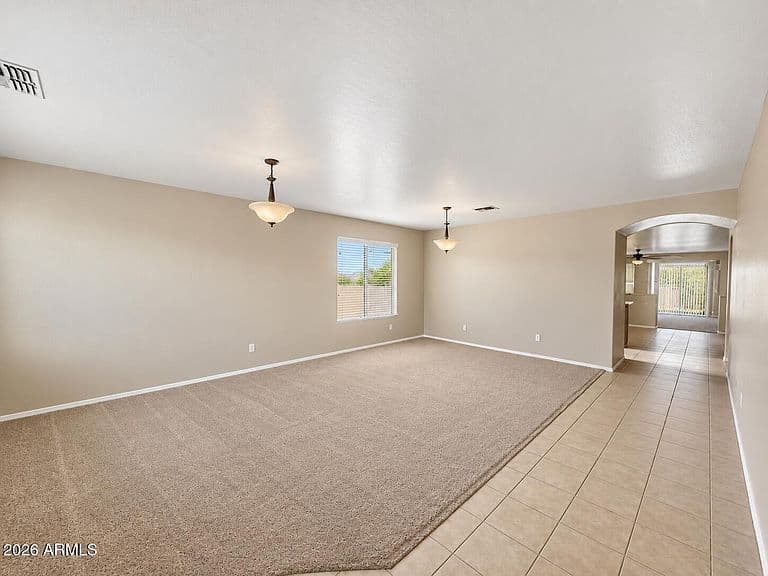10520 W MAGNOLIA Street photo 4