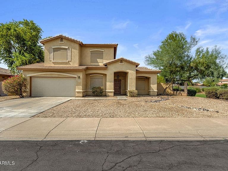 21144 E SADDLE Way photo 2