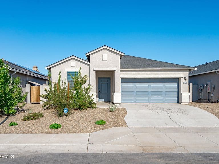 1373 S VISTA Avenue photo 4