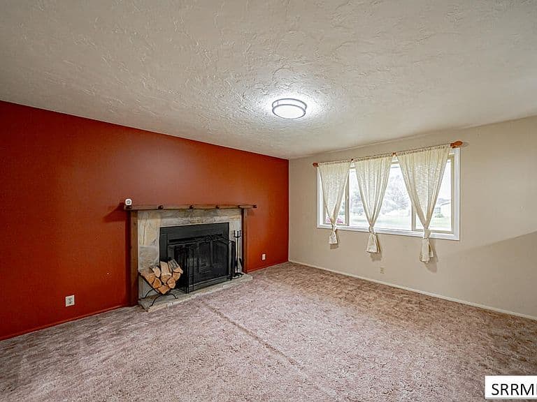6764 N Jennifer Ln photo 3