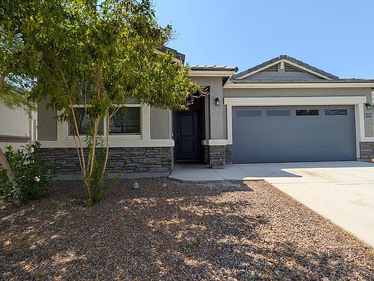 18351 W ARTEMISA Avenue photo 1