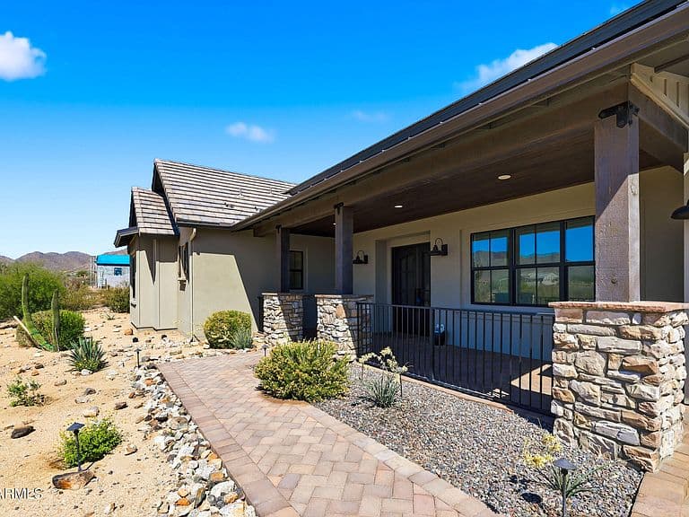 21390 W SAGE HILL Road photo 4