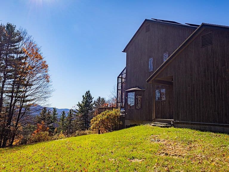 2519 Music Mountain Road photo 2