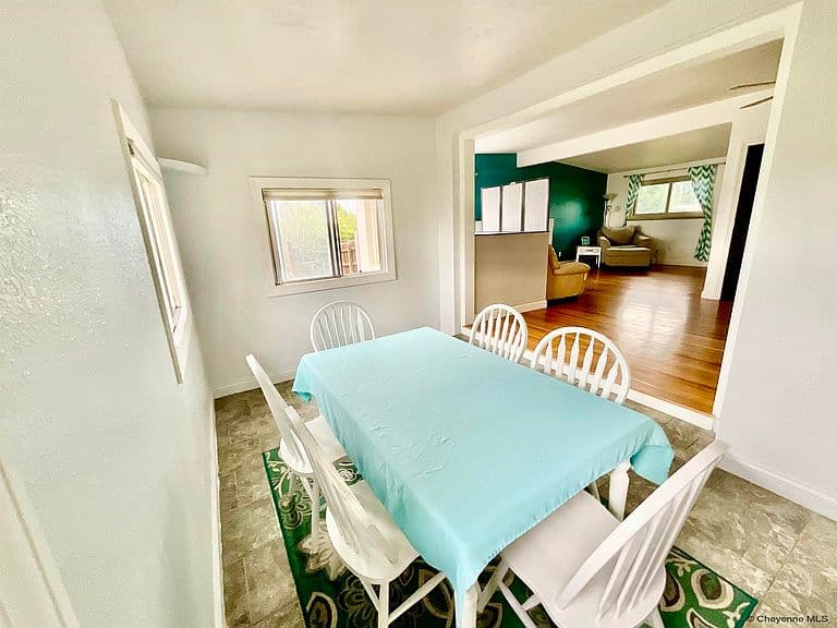 3117 Douglas St photo 5