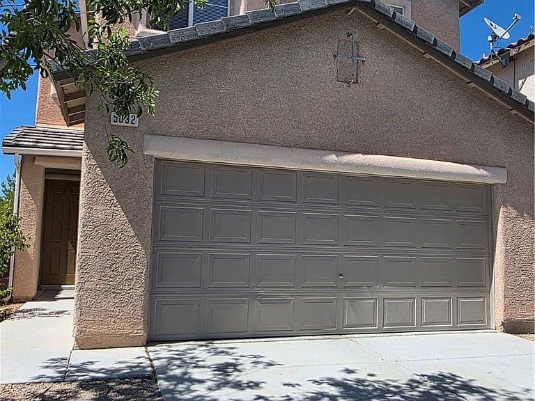 5032 Whistling Acres Ave photo 1