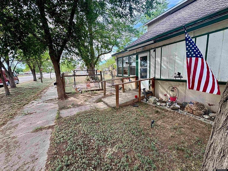 438 Big Horn St photo 2