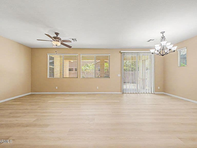 257 E KAIBAB Drive photo 5
