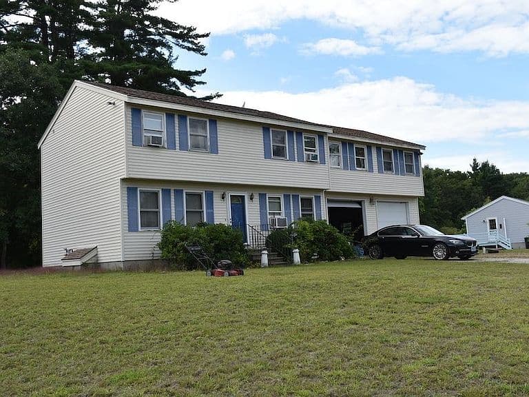 13 Upland Drive photo 1