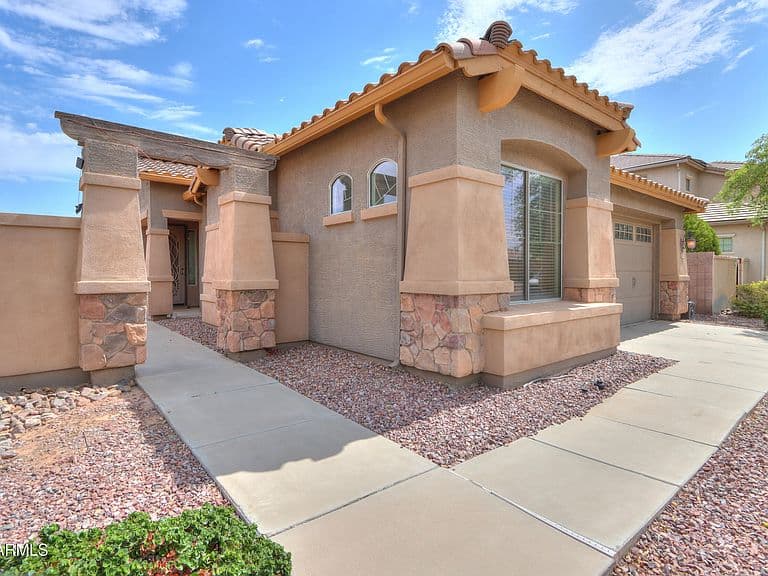152 E Baja Place photo 4