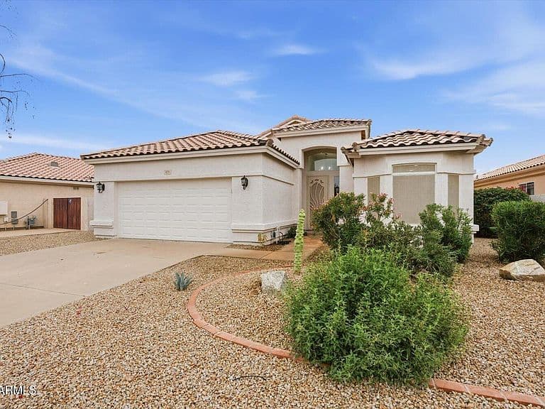 873 W NOLAN Way photo 2