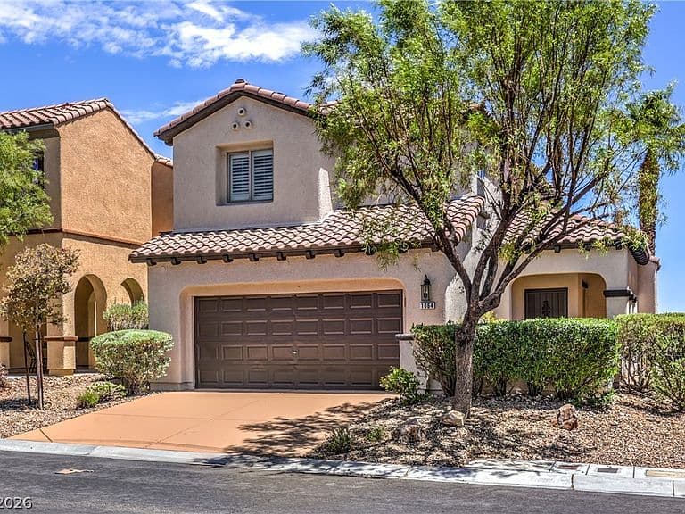 1064 Calvia St photo 4