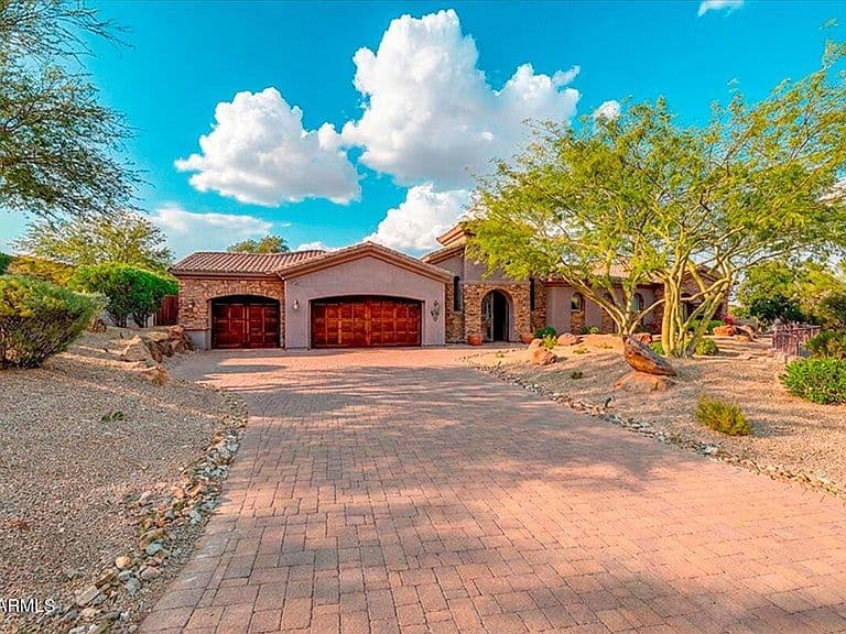 8596 S SAN FILIPE Drive photo 3