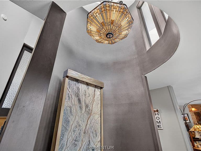 817 W South Shore Drive photo 3