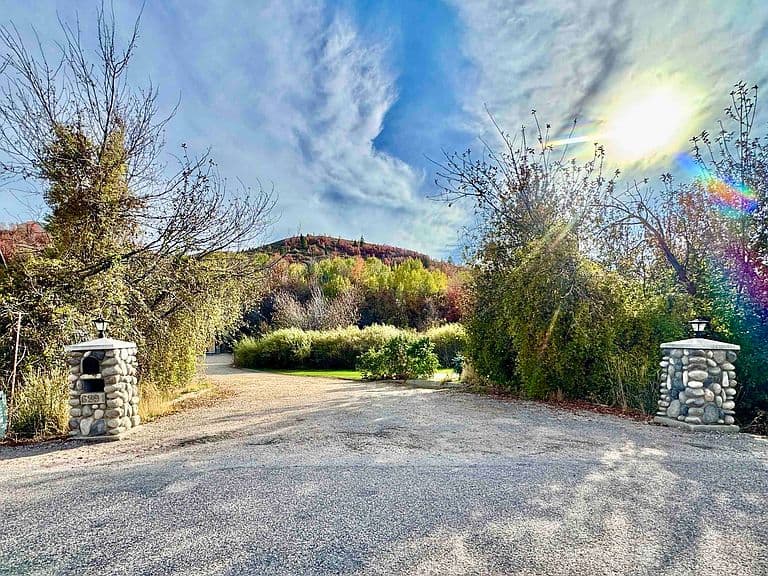 6291 W Pocatello Creek Rd photo 2