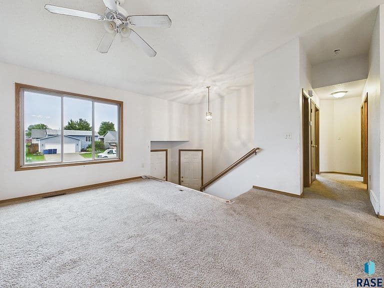 7521 S Bell Cir photo 2