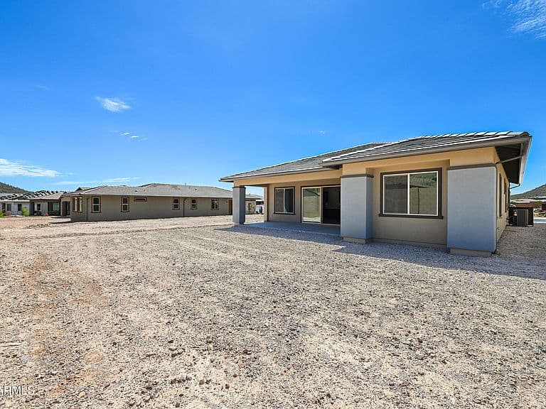 33481 N CHEVELON Drive photo 5
