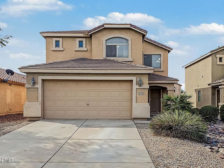 41375 W Hopper Drive photo 2