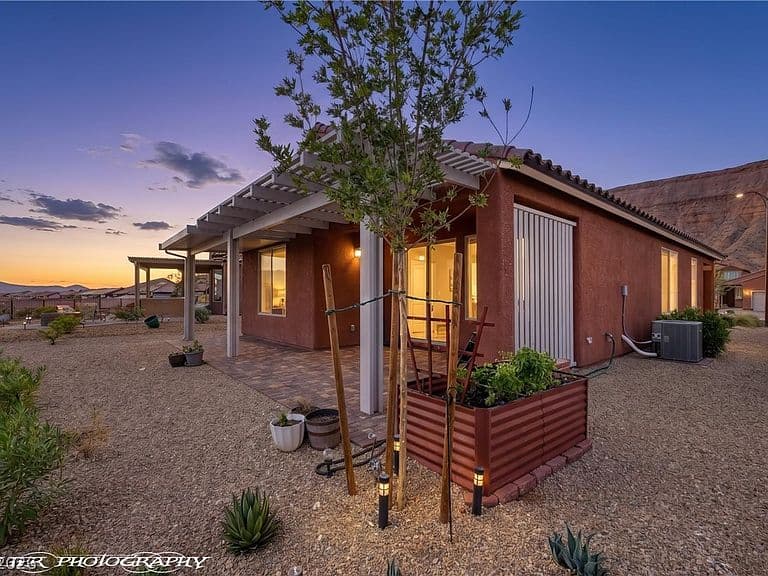 1524 Boxwood Ter photo 3