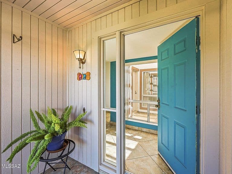 1051 W Camino Velasquez photo 5