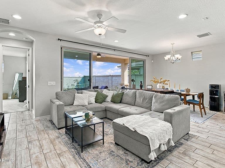 19019 N COOK Drive photo 5