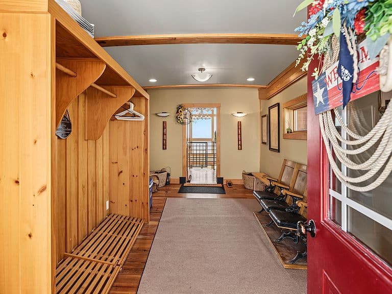 13-1/2 2020th Ln photo 2