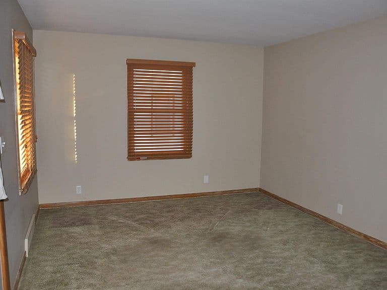 204 N Leaders Ave photo 4