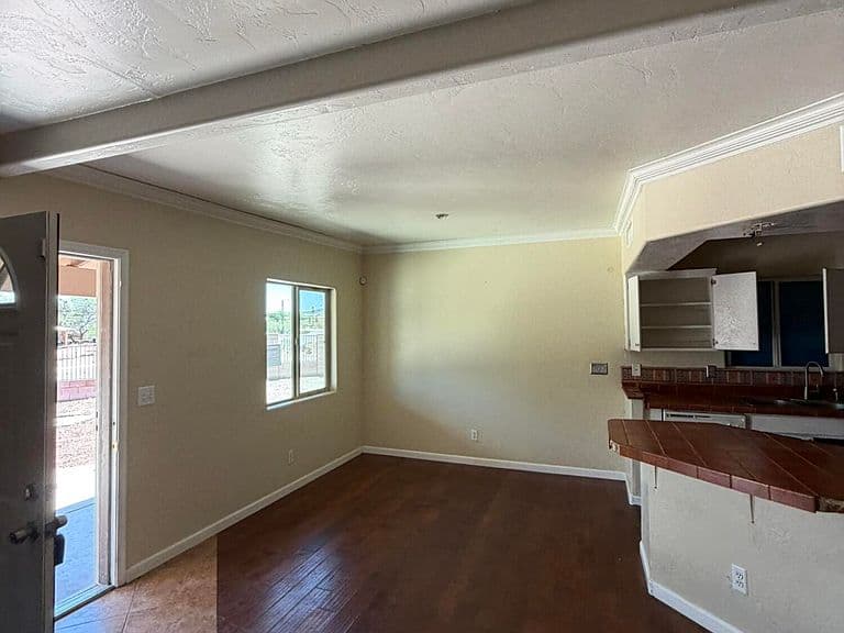 1838 W Calle Del Arroyito photo 4