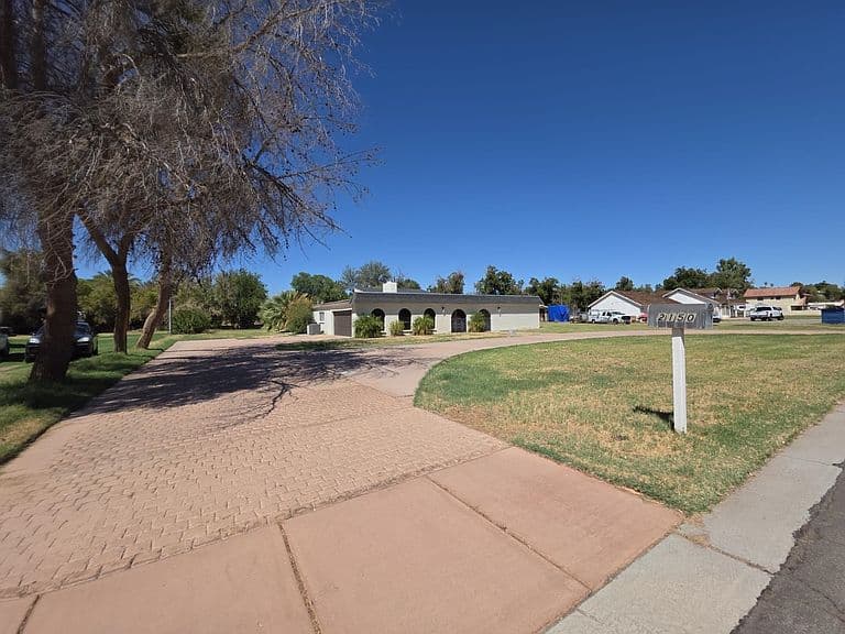 2150 W Chico Ln photo 1
