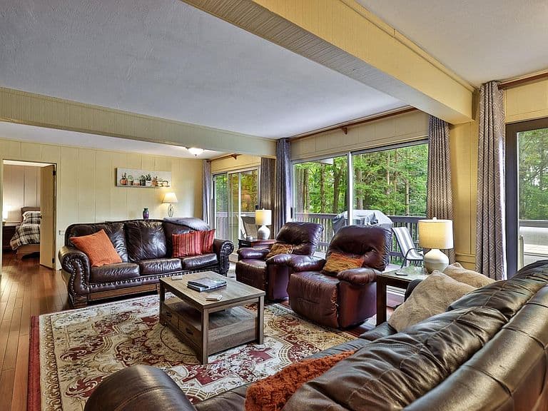 183 Southview Path photo 3