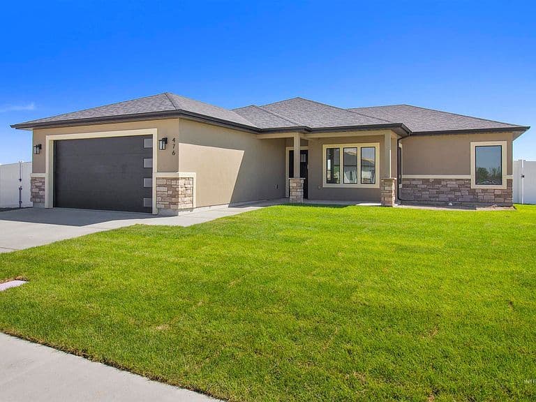 476 Sunspot Dr photo 2