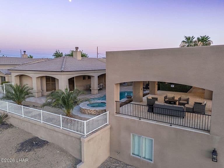 2030 Cabana Dr photo 5