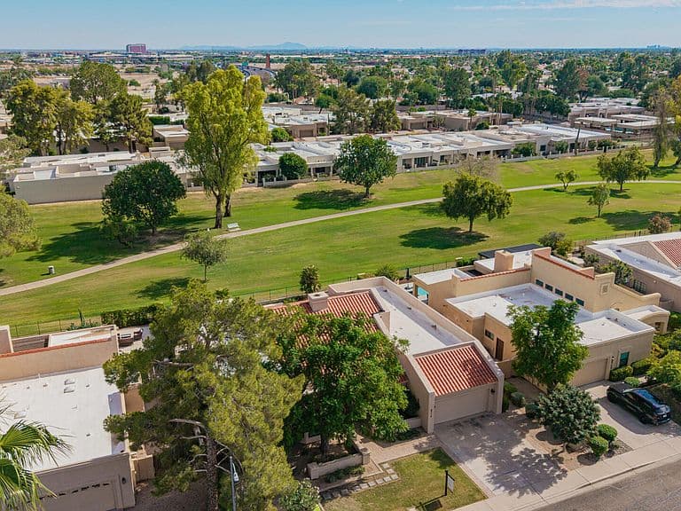 8719 E SAN VICTOR Drive photo 4