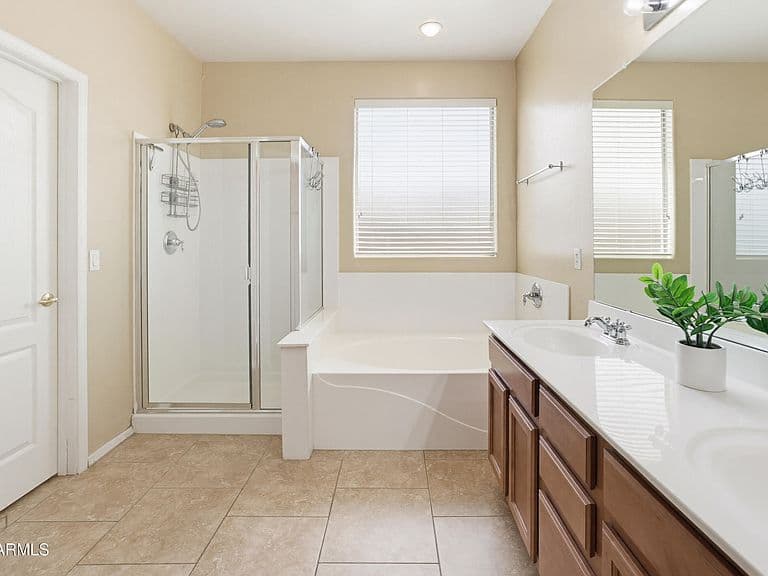 17271 W SMOKEY Drive photo 5