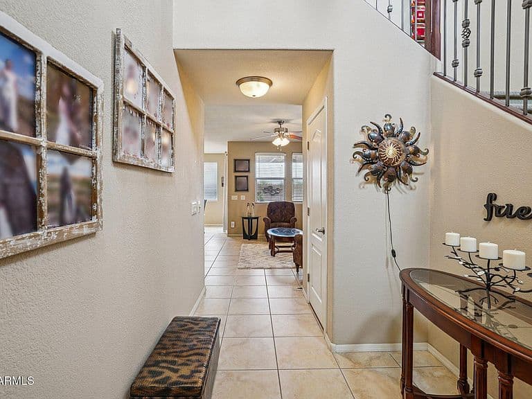 31349 N Cavalier Dr photo 4