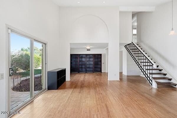 1621 E NORTHSHORE Drive photo 1
