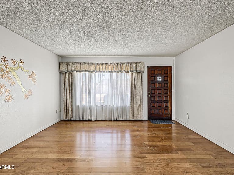 3402 E PARADISE Drive photo 5