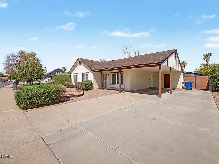 1818 W MISSION Drive photo 5