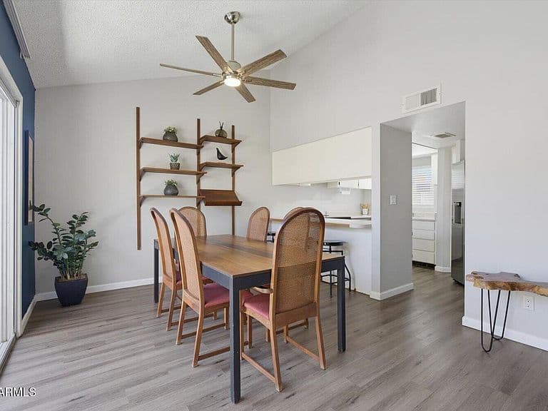 917 S HACIENDA Drive photo 4
