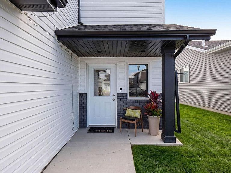 1235 Rachel Dr W photo 3
